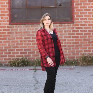 Meet your Posher, Elizabeth